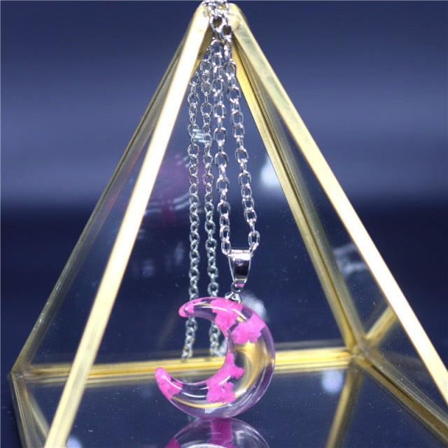 Chic Transparent Resin Rould Ball Moon Pendant Necklace