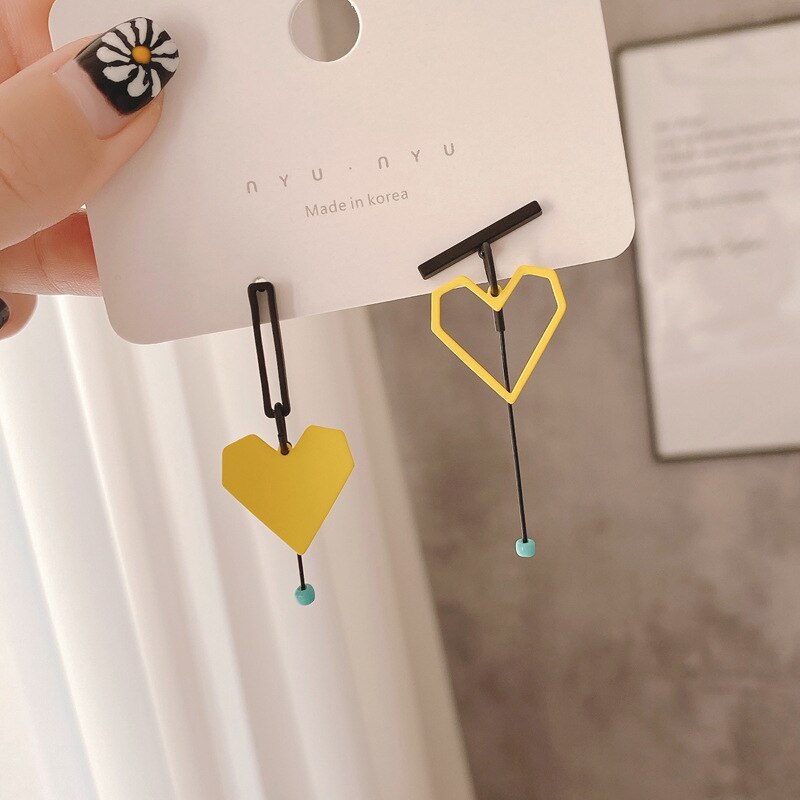 Fashion Vintage Red Color Heart Geometric Earring for Women