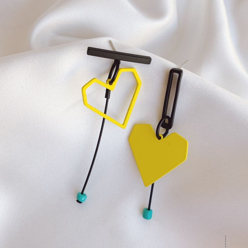 Fashion Vintage Red Color Heart Geometric Earring for Women