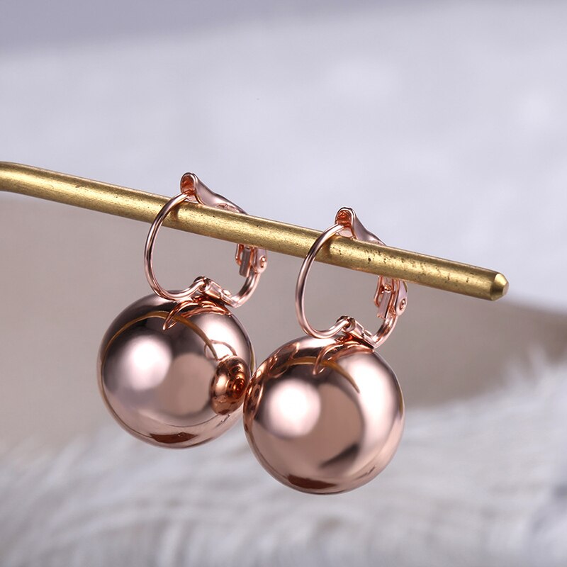 Women's Fashion Ball-Shape Dangle Earrings