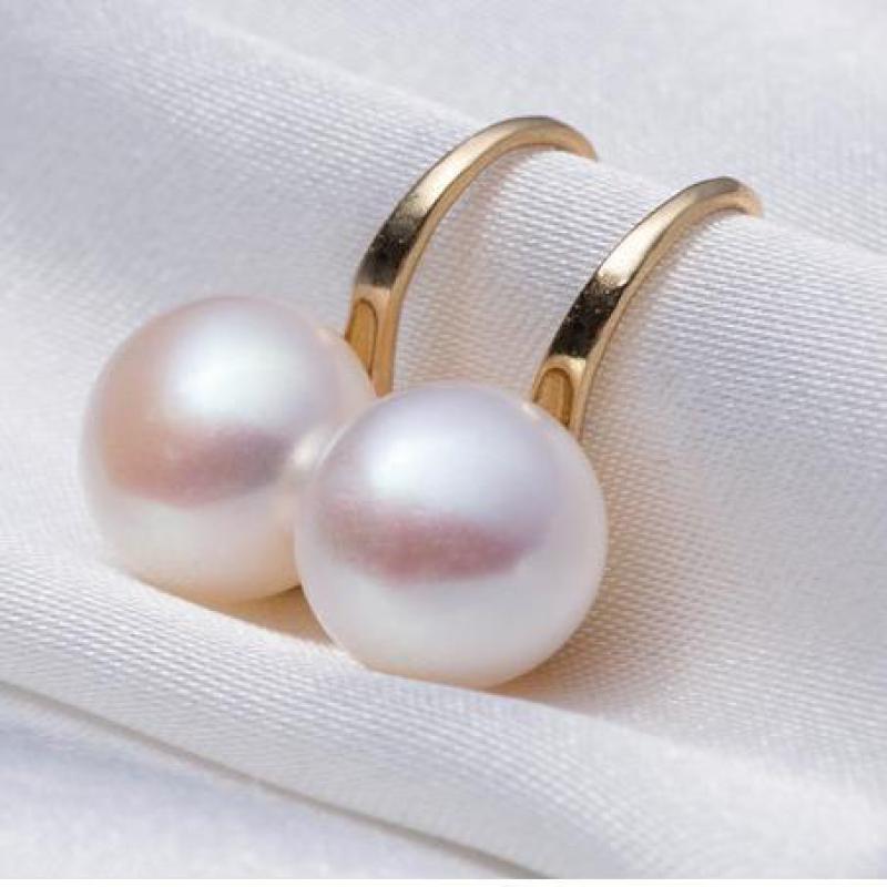 Natural Freshwater Pearl Earrings