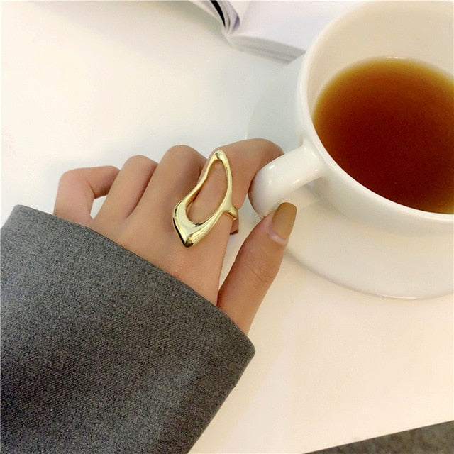 Cool Hollow Out - Twist Metal Ring