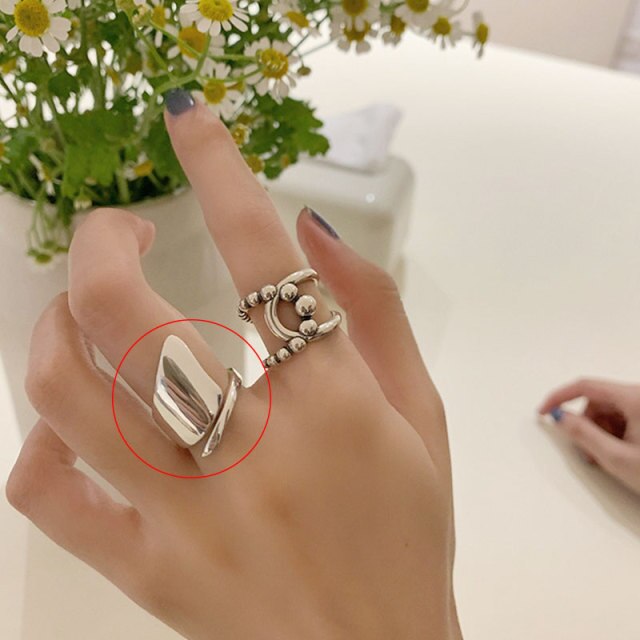 Cool Hollow Out - Twist Metal Ring