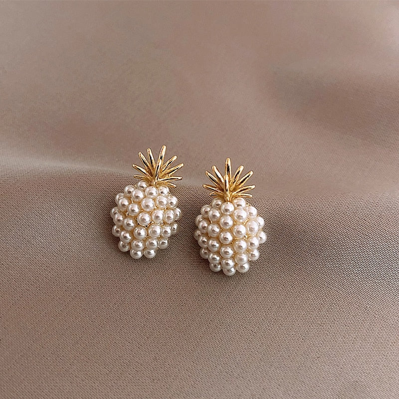 Pineapple pearl earrings