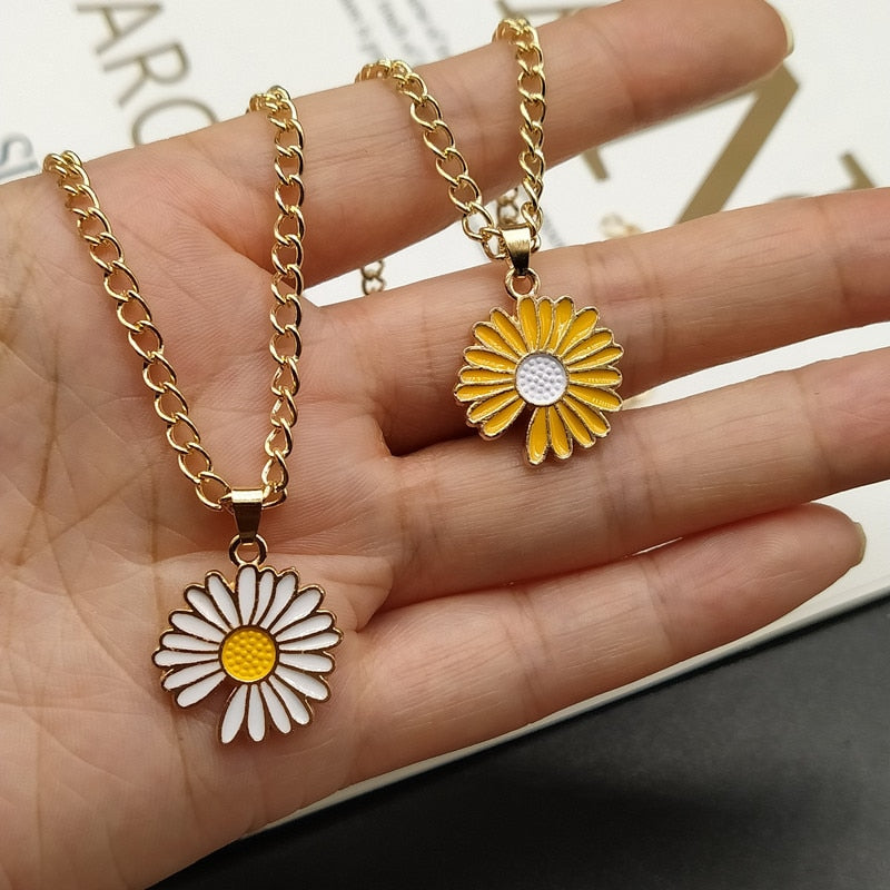 Fashion Sunflower Necklace for Women Pendant Necklace