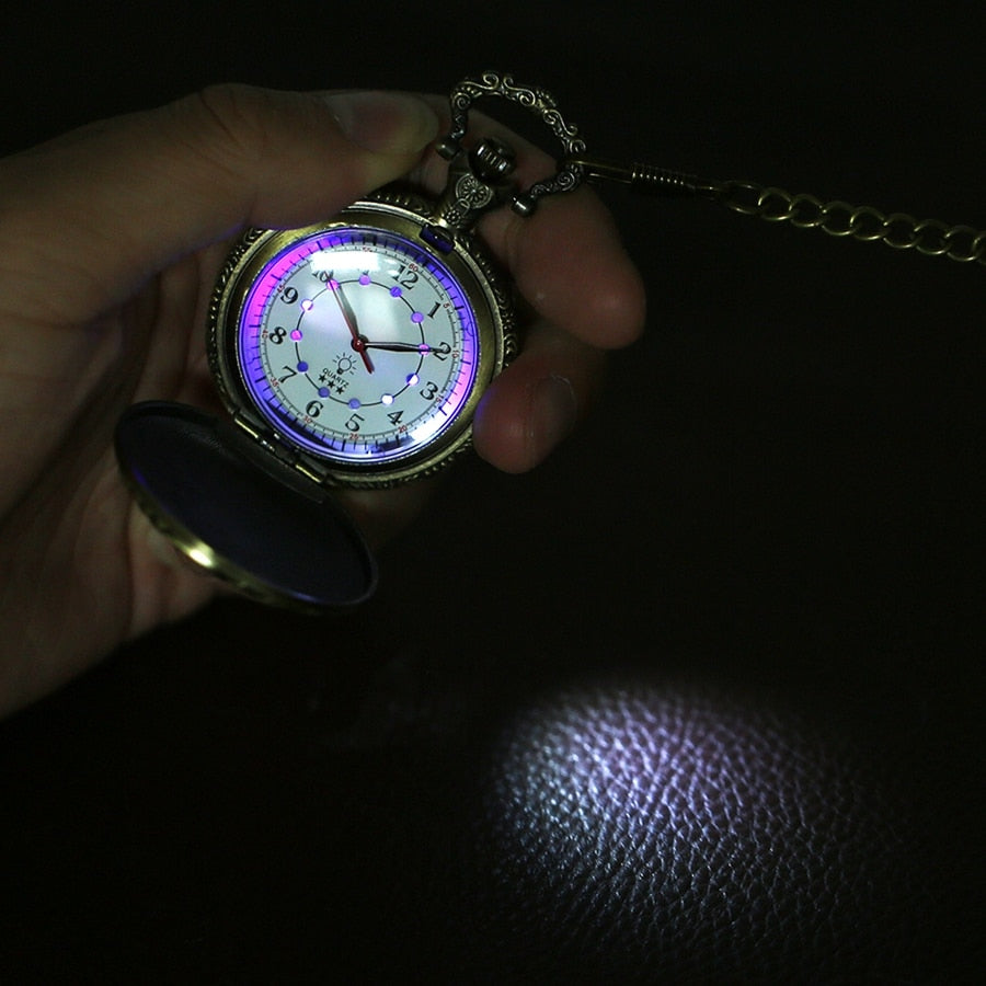 Retro Motorcycle CAR Pattern Quartz Pocket Watch