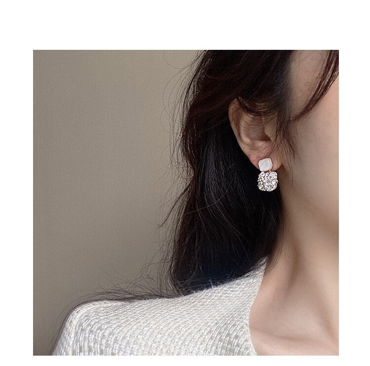 Super flash high sense earrings