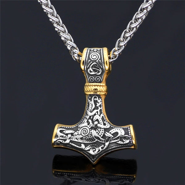 Collares de cadena con el martillo de Thor de oro