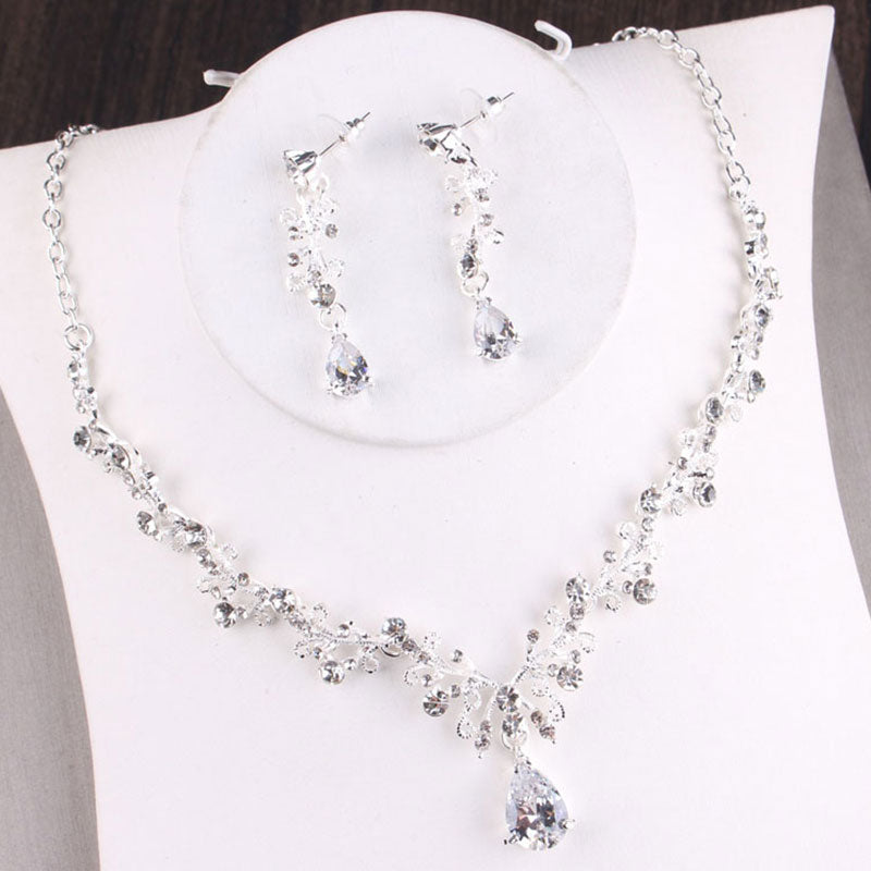 Vintage Gold Crystal Leaf Pearls Costume Jewelry Sets