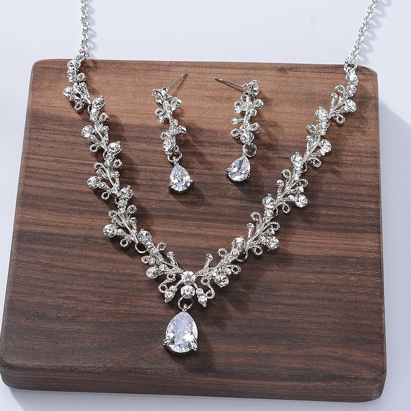 Vintage Gold Crystal Leaf Pearls Costume Jewelry Sets