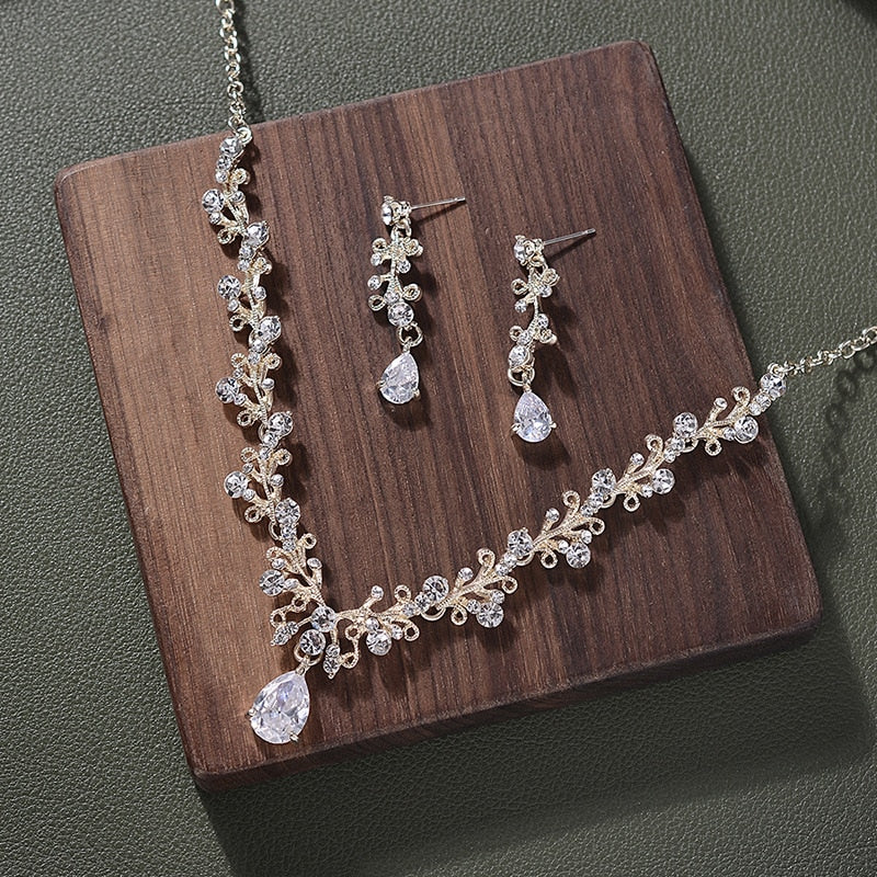 Vintage Gold Crystal Leaf Pearls Costume Jewelry Sets
