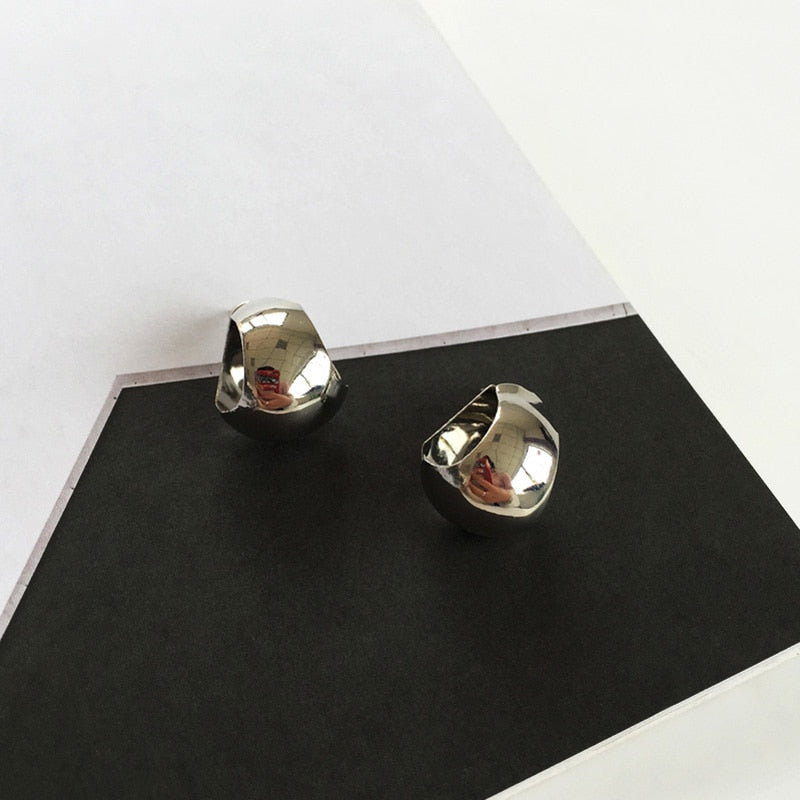 Minimalist Europe  punk female students ear studs