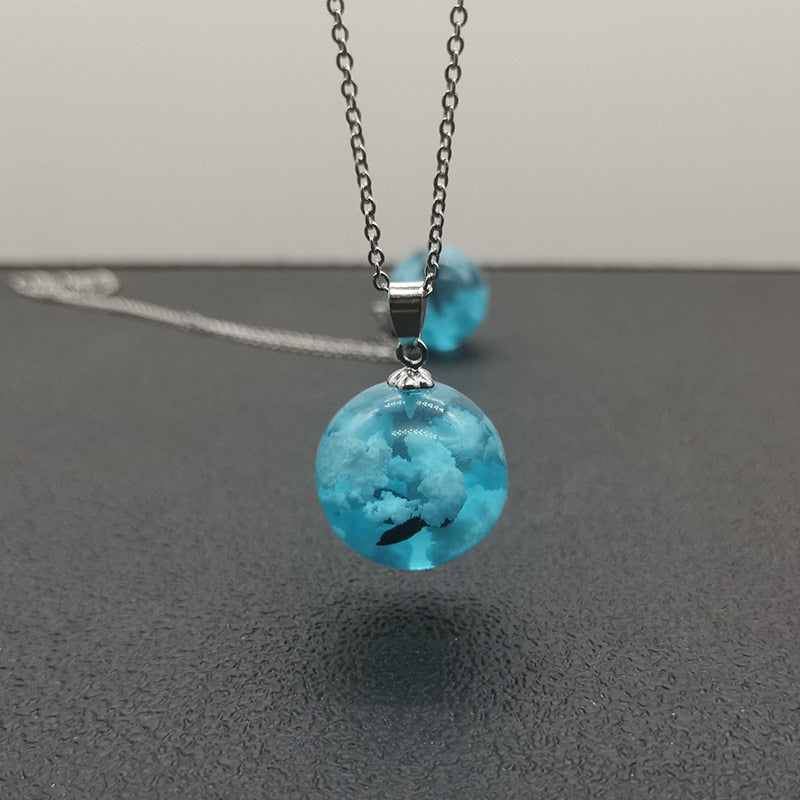 Chic Transparent Resin Rould Ball Moon Pendant Necklace