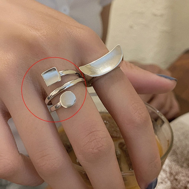 Cool Hollow Out - Twist Metal Ring