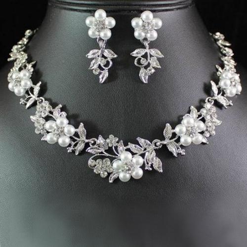 Floral Faux Pearl Silver Plated Necklace Earrings Bridal Jewelry Set