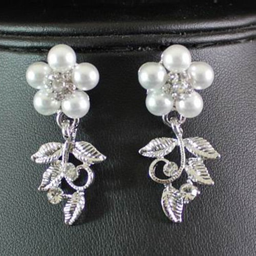 Floral Faux Pearl Silver Plated Necklace Earrings Bridal Jewelry Set