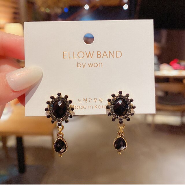 Super flash high sense earrings