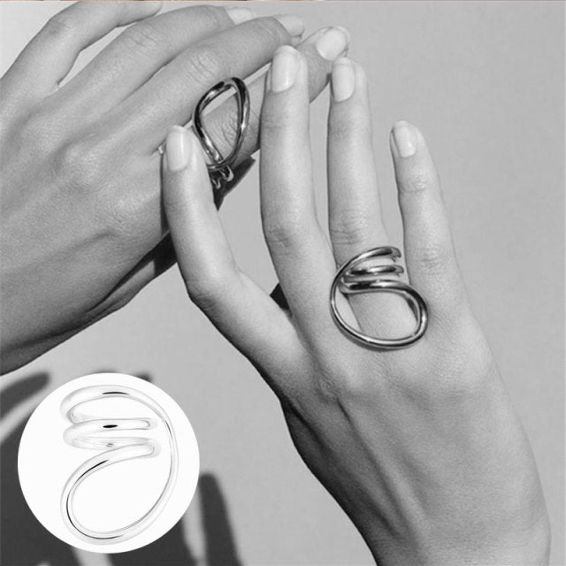 Cool Hollow Out - Twist Metal Ring