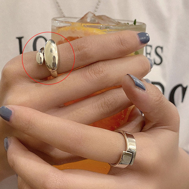 Cool Hollow Out - Twist Metal Ring