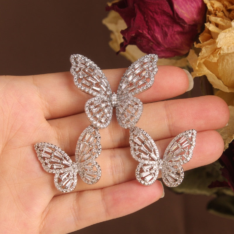 Exquisite Copper Inlaid Zircon Black Smart Butterfly Women's Set