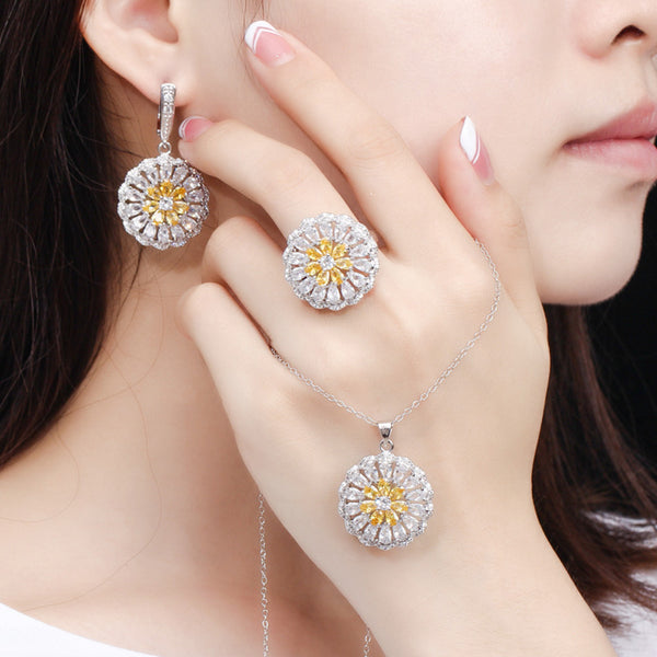 Retro High Quality Round Hollow Necklace Ring Earrings