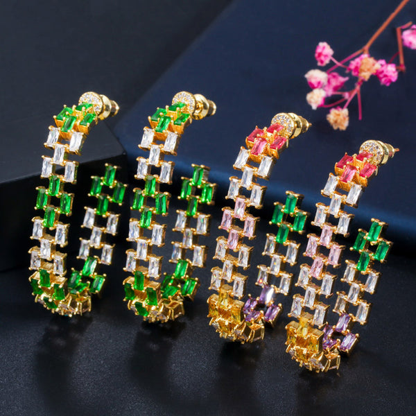 Pendientes de cristal con circonita cúbica en rojo y verde de colores variados de moda