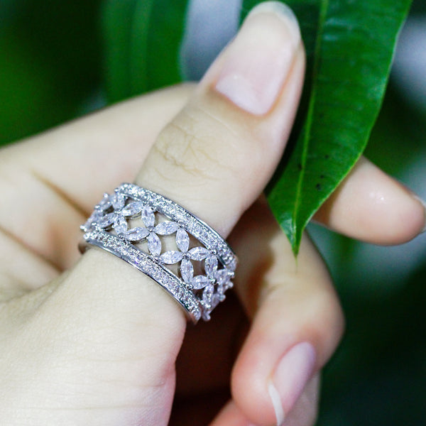 Big Hollow Out Flower Shape Cubic Zirconia Silver Color Finger Rings