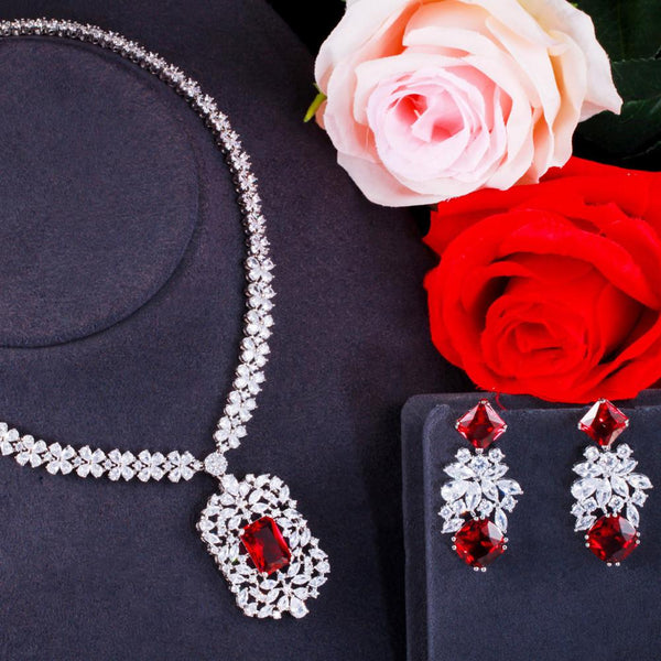 Conjunto de joyería de boda de lujo con pendientes y collar de flor grande de cristal CZ rojo brillante vintage