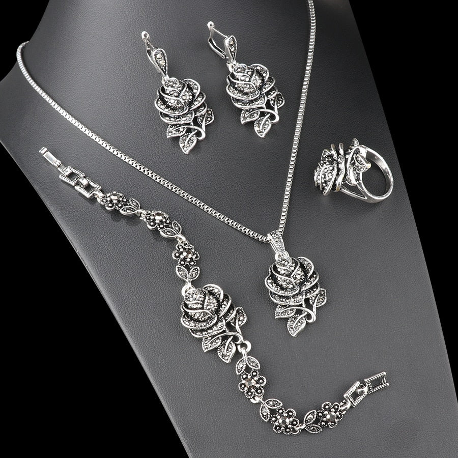 Fashion Tibetan Silver Vintage Wedding  Jewellery Set