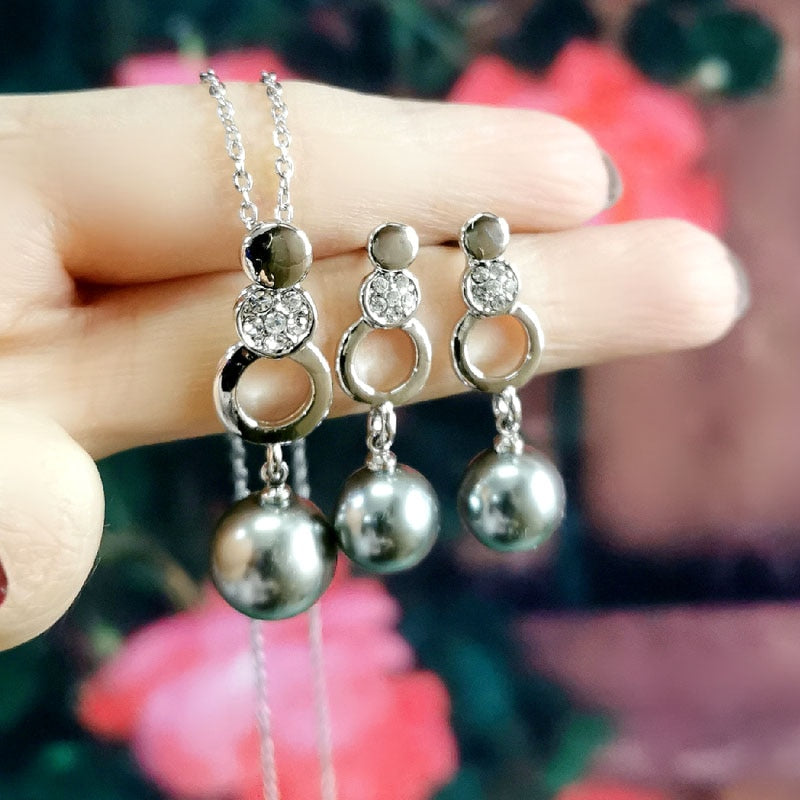 Vintage Imitation Pearl Pendant Necklace And Drop Earring Set