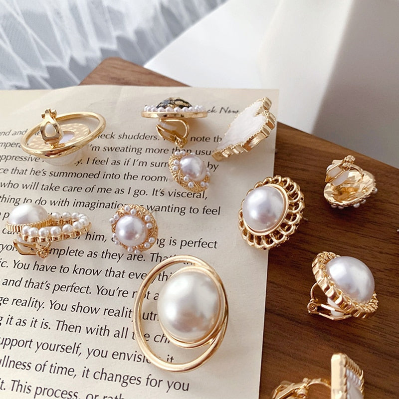 Korean Design Elegant Simulated Pearl Big Round Clip on Earrings