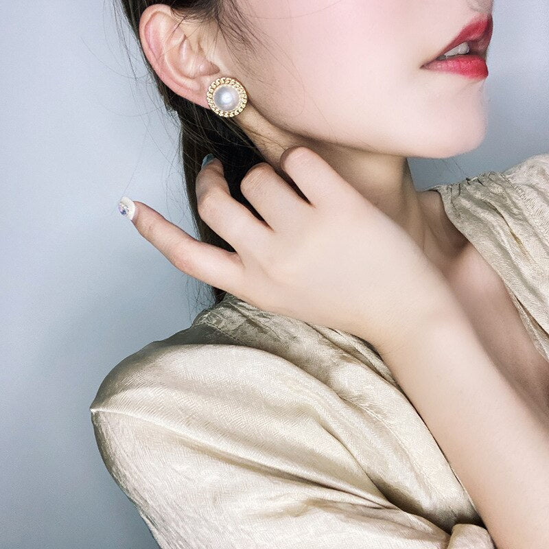 Korean Design Elegant Simulated Pearl Big Round Clip on Earrings
