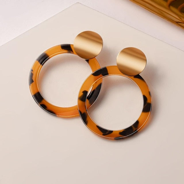 Women Brown Arcylic Geometric Dangle Drop Gold Earing