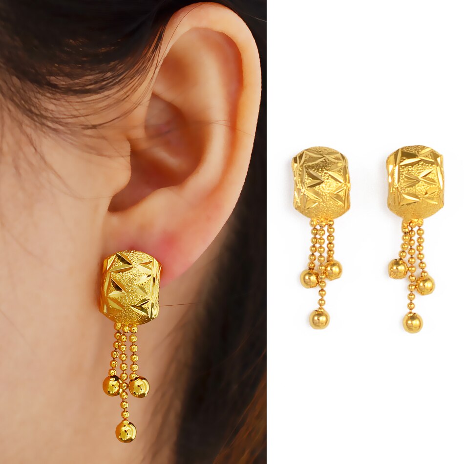 New Metal Earrings With Rund Ball for Women/Girls