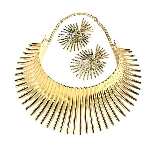 Gold Color Metal Big Exaggerated Torque Choker Necklace Earrings Set