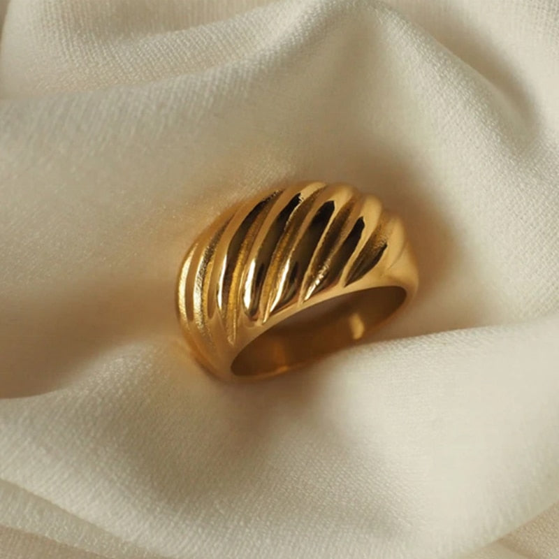 18k Gold Plating Tarnish Free Croissant Chunky Gold Rings