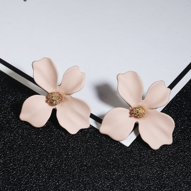 New Cute Small Daisy Flowers Stud Earrings