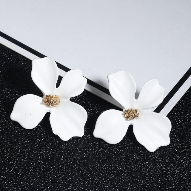 New Cute Small Daisy Flowers Stud Earrings