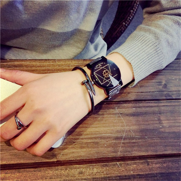 Men Gear Triangle Pointer Compass Dial Second Hand Watch