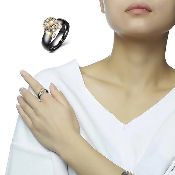 Anillos de cerámica en blanco y negro para mujer
