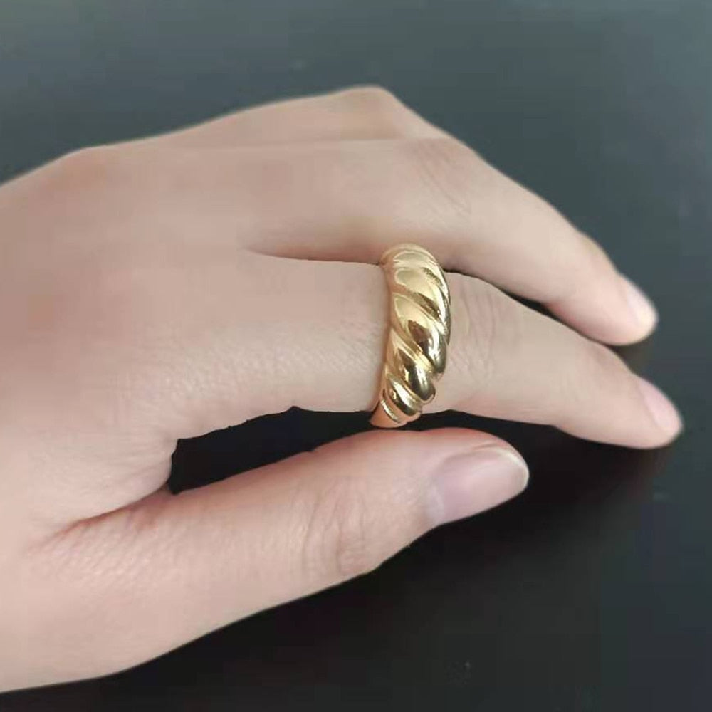 Women Weaving Twisted Gold Color Wedding Rings