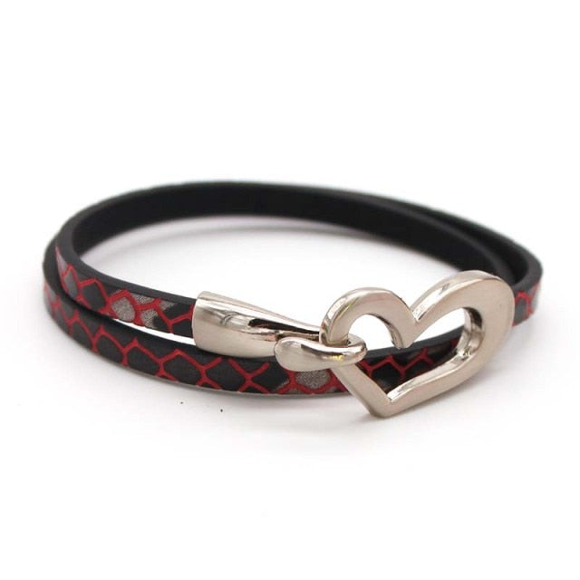 Newest Design Black Simple love Leather Charms Bracelet for Women