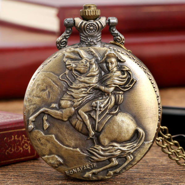 Reloj de bolsillo de cuarzo antiguo con diseño de caballero a caballo de bronce de Napoleón Bonaparte