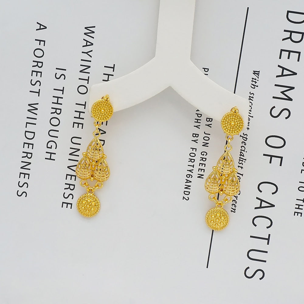 24K Jewelery Gold Necklace & Earring Set