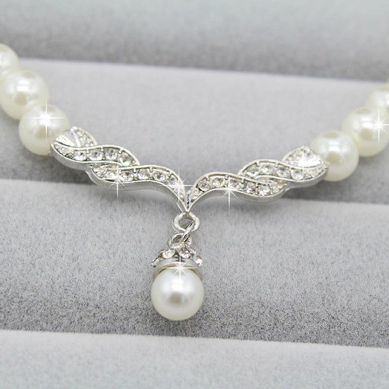 Elegant  Pearl Rhinestone Necklace Earrings Jewelry Set