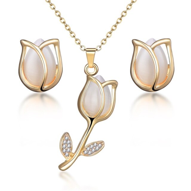 Gold Color Chain Flower Pendant Necklace Earrings Set