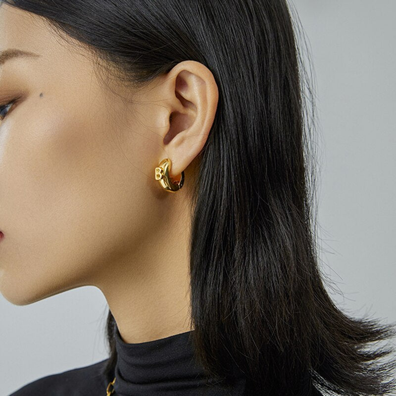 Double Decker Protruding B Hoop Earrings  For Women