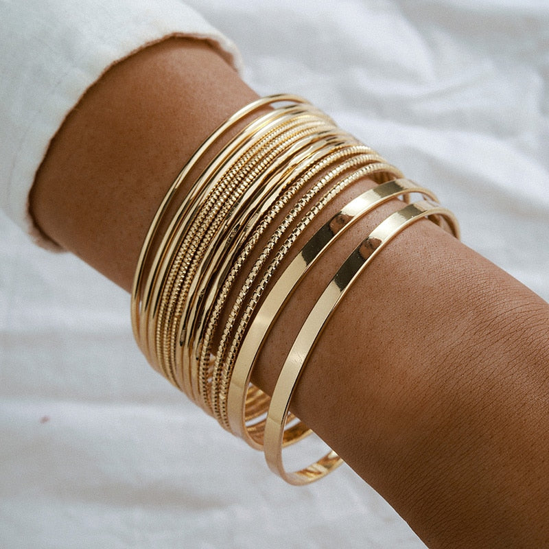 Trendy Charming Alloy Metal  Bracelets for Women