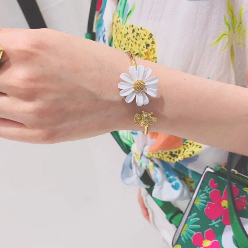 Korean Style Cute Small Daisy Flower Stud Earrings