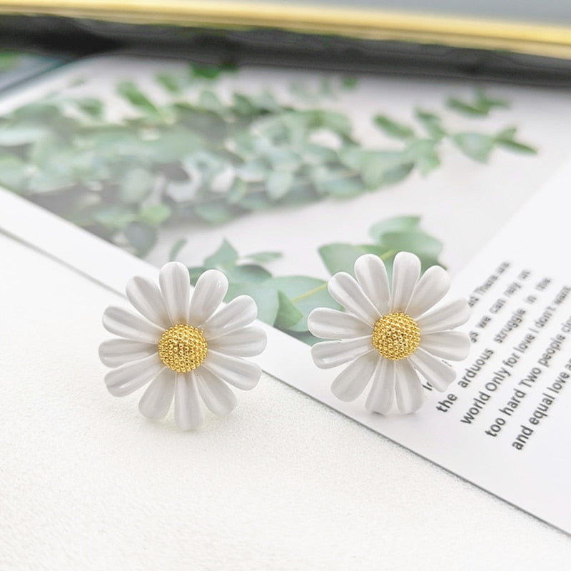 Korean Style Cute Small Daisy Flower Stud Earrings